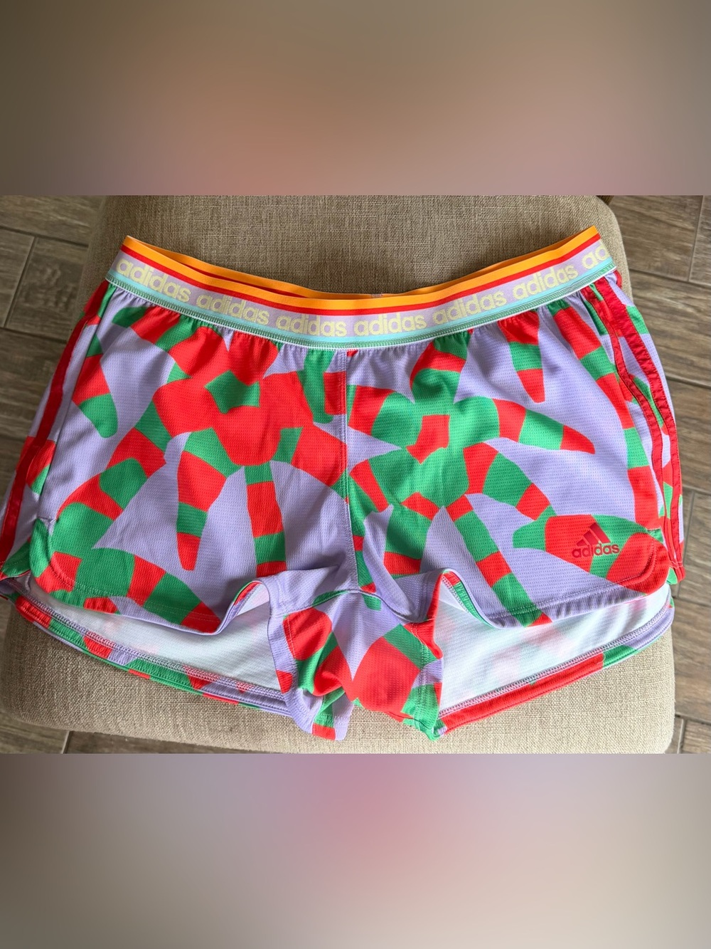 Adidas x FARM Rio Pacer 3- Stripes Knit
Shorts ~ Size M ~